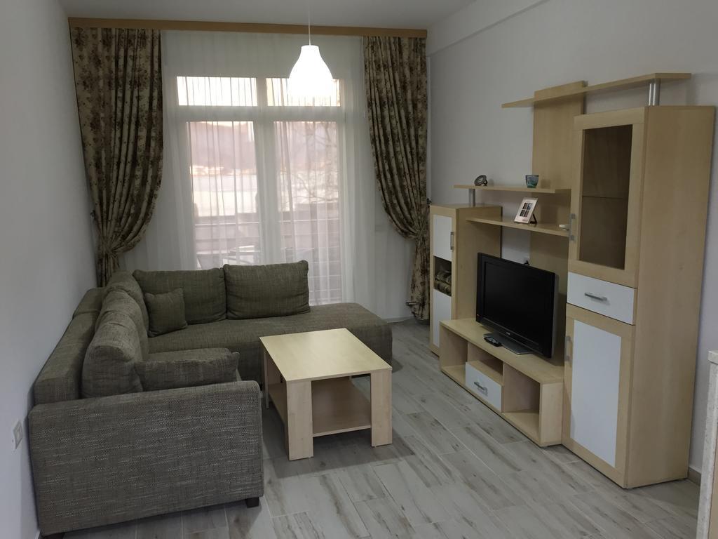 Hotel Aby Sunrise Orszowa Zewnętrze zdjęcie
