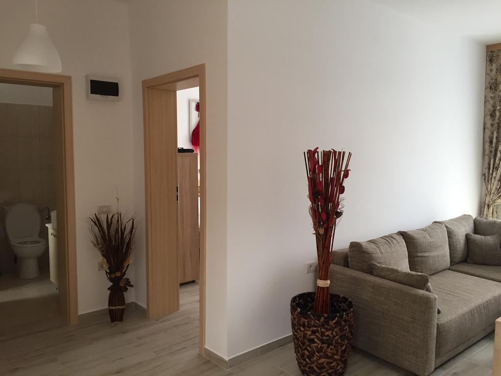 Hotel Aby Sunrise Orszowa Zewnętrze zdjęcie
