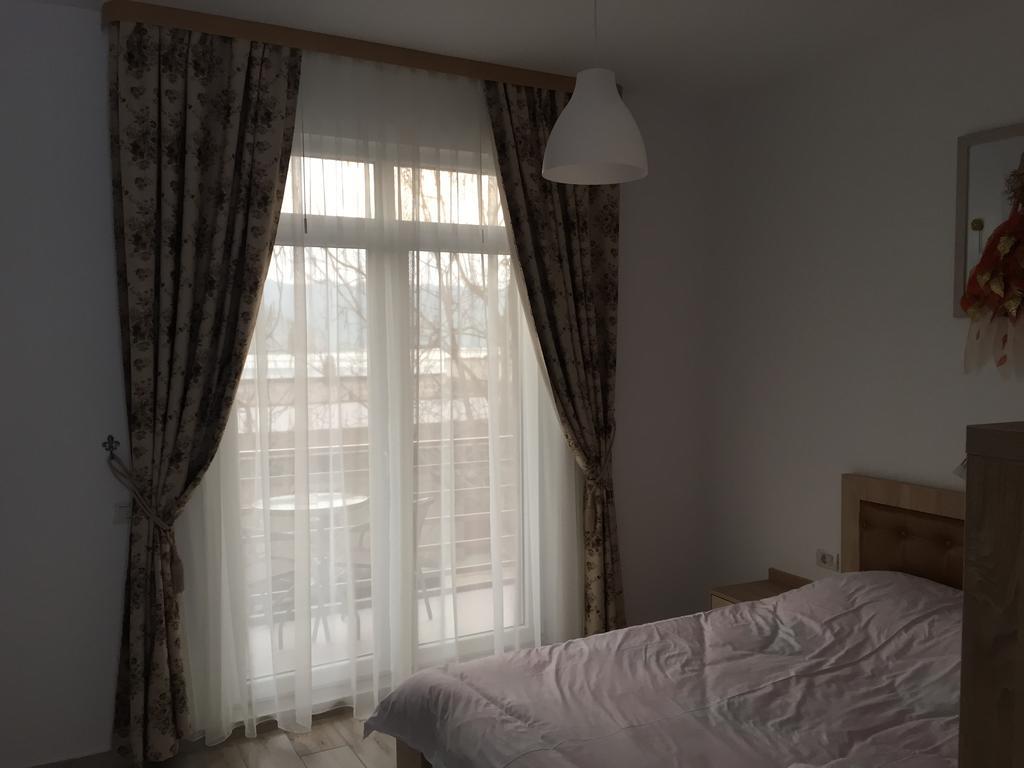 Hotel Aby Sunrise Orszowa Zewnętrze zdjęcie