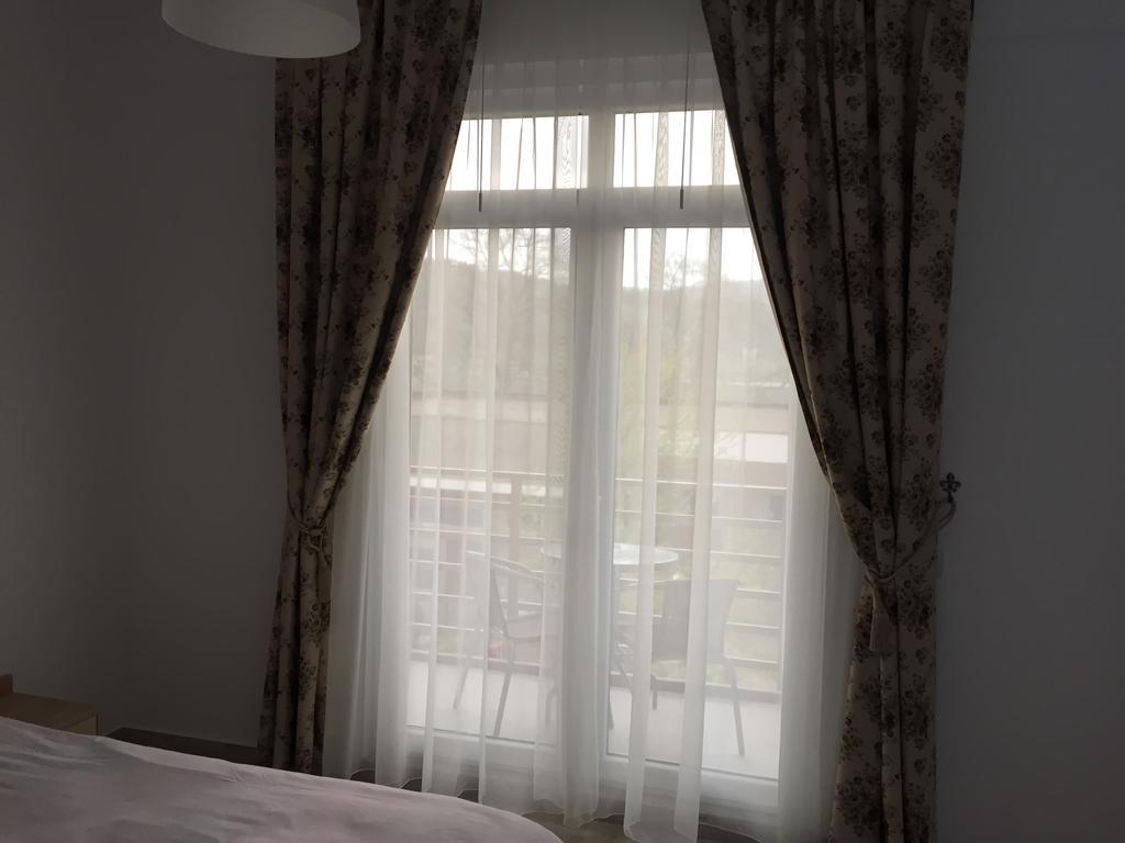 Hotel Aby Sunrise Orszowa Zewnętrze zdjęcie