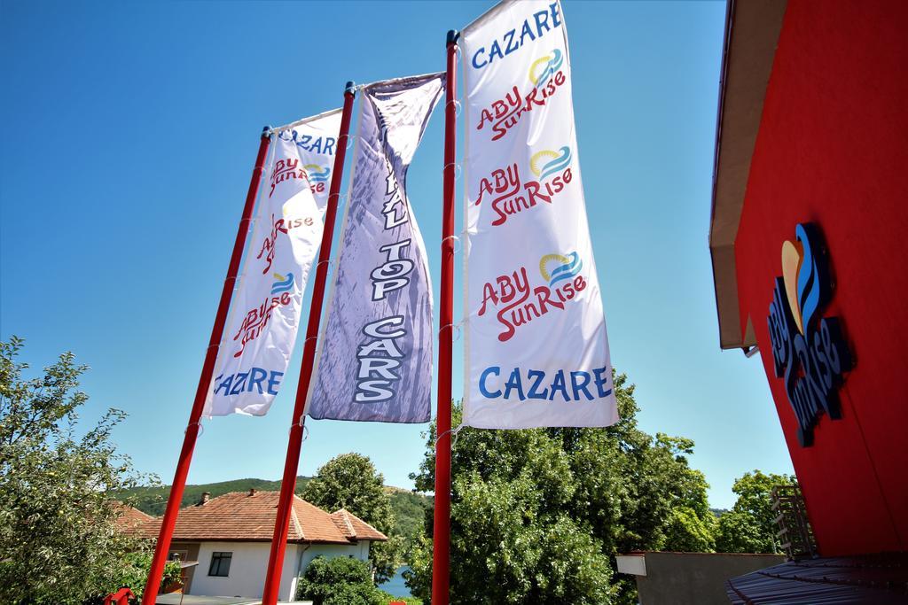 Hotel Aby Sunrise Orszowa Zewnętrze zdjęcie