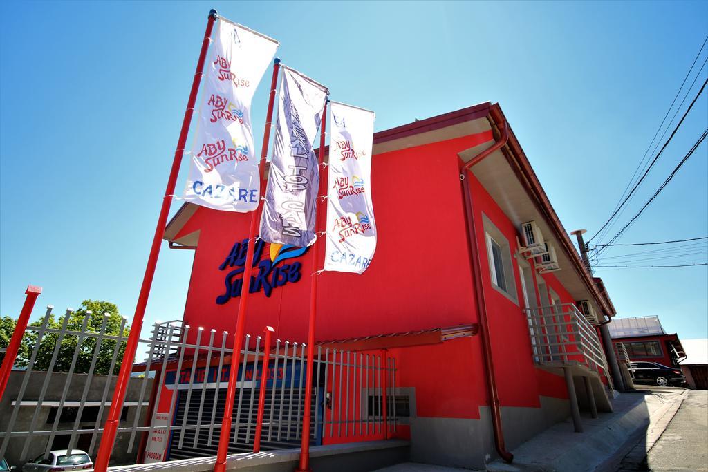 Hotel Aby Sunrise Orszowa Zewnętrze zdjęcie