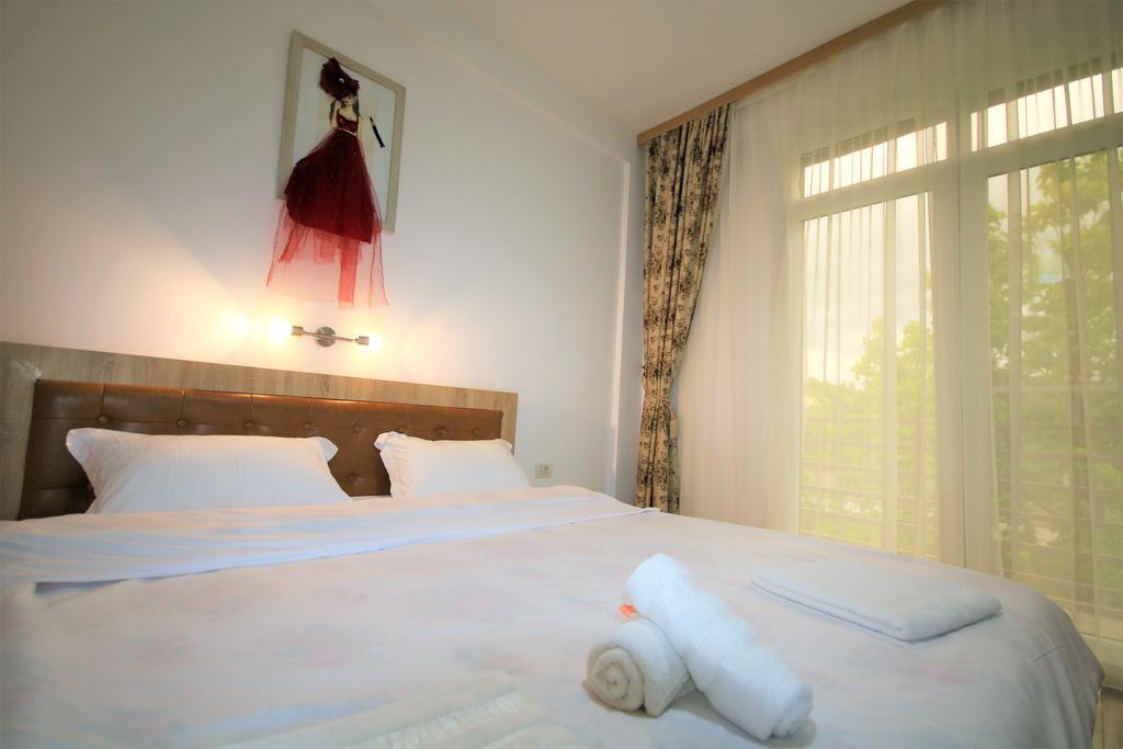 Hotel Aby Sunrise Orszowa Zewnętrze zdjęcie