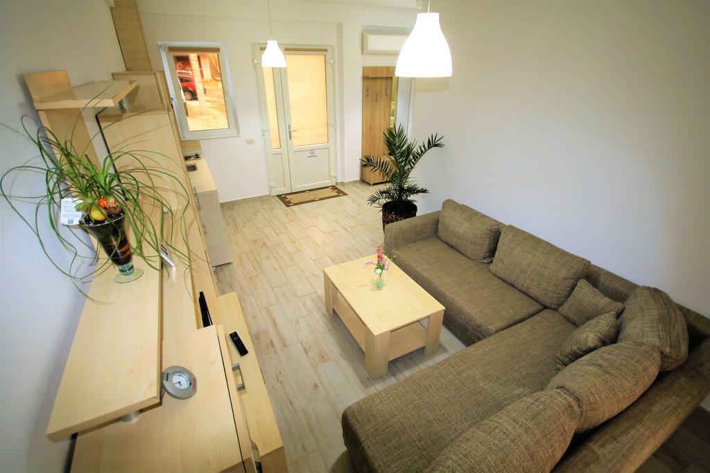 Hotel Aby Sunrise Orszowa Zewnętrze zdjęcie