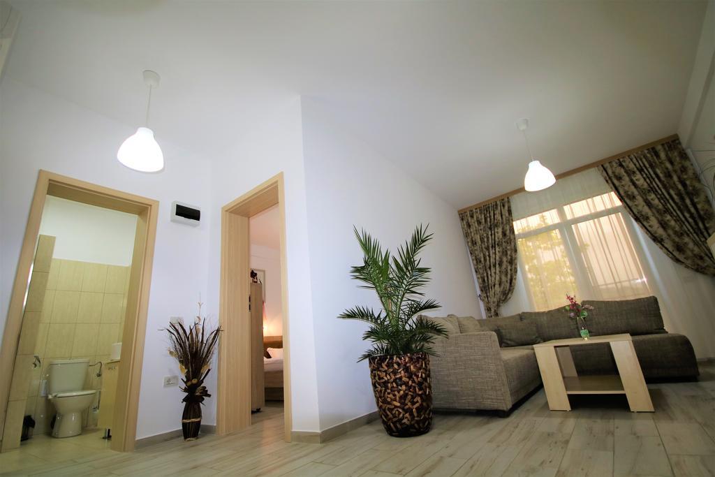 Hotel Aby Sunrise Orszowa Zewnętrze zdjęcie