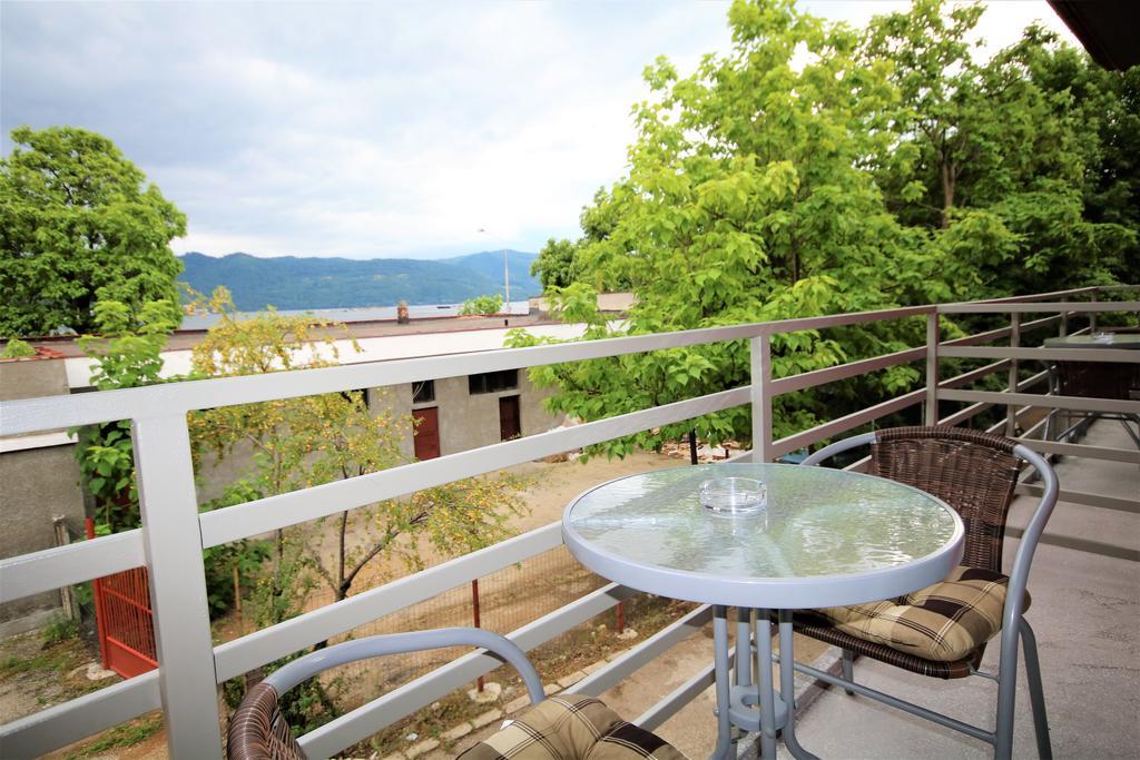 Hotel Aby Sunrise Orszowa Zewnętrze zdjęcie